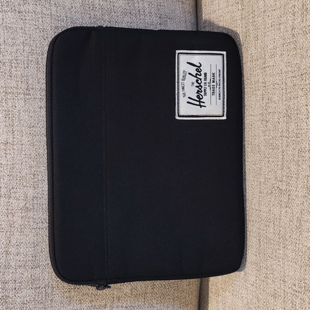 Unisex Hershel iPad Tablet Mini Case Zip Tablet Approximately 10"x8"